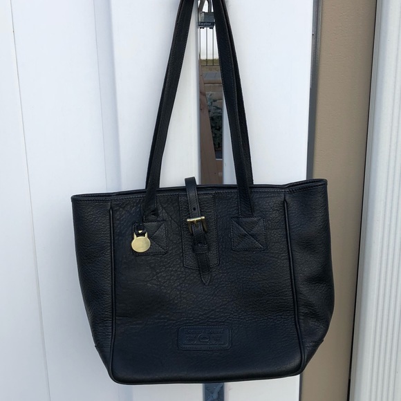 Dooney & Bourke Handbags - Dooney and Bourke black leather tote